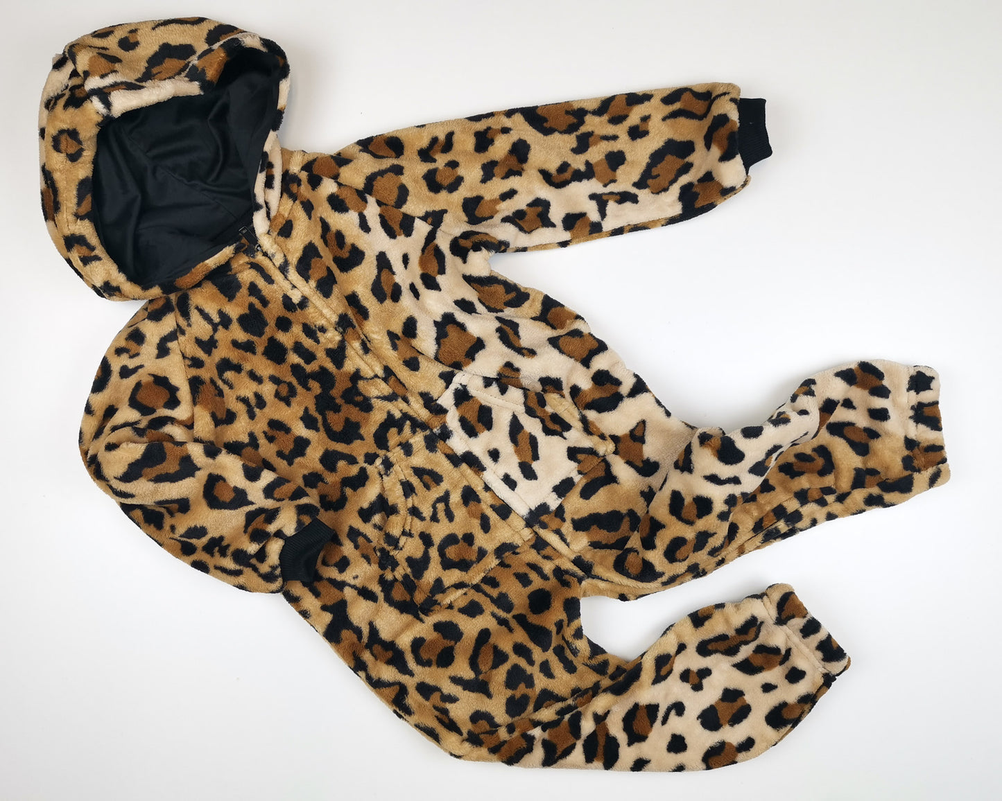 Kosedress Leo