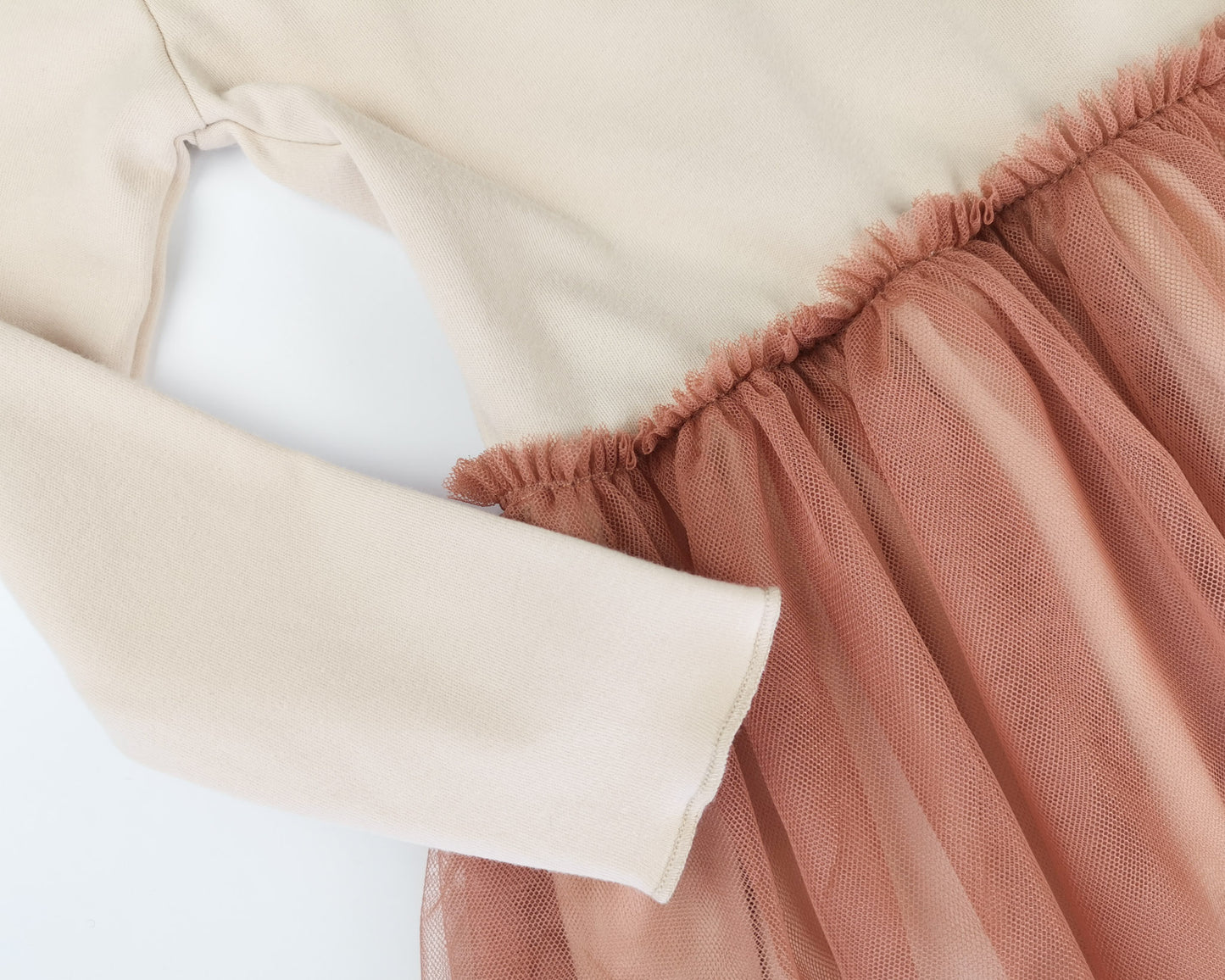 Tulle kjole beige